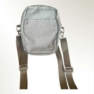 Mamona Unisex Crossbody Sling Bag – 2 Straps, Wear 5 Ways - Khaki Green